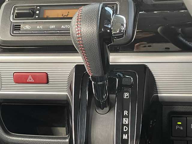 スズキ スペーシア カスタム HYBRID XS ターボ 三重県 2018(平30)年 8.4万km ピュアホワイトP (株)IDOMが運営する【じしゃロン四日市店】の自社ローン専用車両になります。こちらは現金またはオートローンご利用時の価格です。自社ローンご希望の方は別途その旨お申付け下さい/純正SDナビ/フルセグTV/（AM/FM/BT/CD/DVD/SD/HDMI）/バックカメラ/両側パワースライドドア/衝突軽減ブレーキ/ハーフレザー/シートヒーター/レーンキープアシスト/クリアランスソナー/パドルシフト/ETC