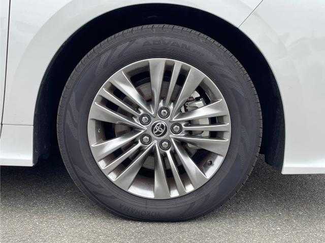 トヨタ アルファードハイブリット Z 岩手県 2024(令6)年 0.6万km プラチナホワイトパールマイカ 4WD/デジタルインナーミラー/純正フロアマット/純正１４インチディスプレイオーディオ/フルセグ/ＢＴ/ムーンルーフ/置くだけ充電/１・２列目パワーシート／ヒーター／クーラー/ステアリングヒーター/全方位モニター/前後ドラレコ/Ｄ席シートメモリー/保証書/取扱説明書