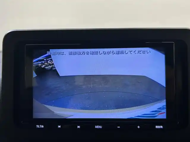 ダイハツ タフト X 愛媛県 2022(令4)年 1.4万km サンドベージュメタリック 純正ＳＤナビ（ＤＶＤ　ＣＤ　ＳＤ　Ｂｌｕｅｔｏｏｔｈ）　ガラスルーフ　バックカメラ　純正アルミホイール　ＬＥＤヘッドライト　　　前後コーナーセンサー　オートライト　オートマチックハイビーム　ＡＡＣ