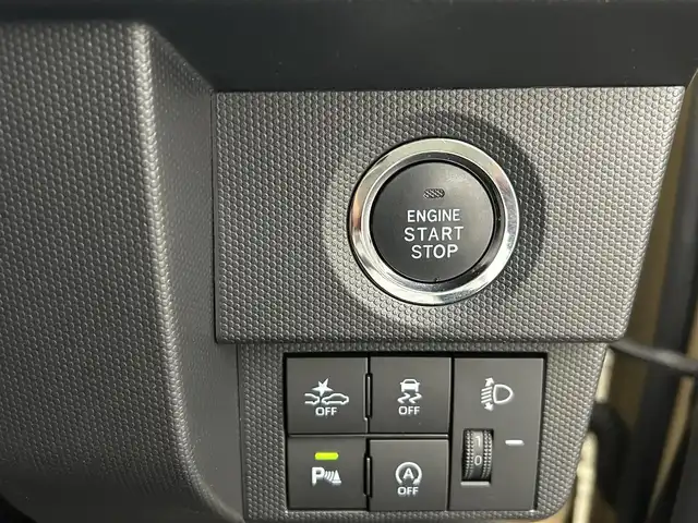 ダイハツ タフト X 愛媛県 2022(令4)年 1.4万km サンドベージュメタリック 純正ＳＤナビ（ＤＶＤ　ＣＤ　ＳＤ　Ｂｌｕｅｔｏｏｔｈ）　ガラスルーフ　バックカメラ　純正アルミホイール　ＬＥＤヘッドライト　　　前後コーナーセンサー　オートライト　オートマチックハイビーム　ＡＡＣ