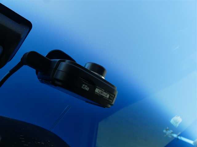 ホンダ フリード ハイブリット ジャストセレクション 千葉県 2012(平24)年 6.6万km スーパープラチナメタリック 両側パワースライドドア/社外メモリーナビ/地デジTV/【DVD/CD再生機能　Bluetooth接続】/フリップダウンモニター/ハーフレザーシート/革巻きステアリング/ETC/HIDヘッドライト/ウインカーミラー/純正15インチアルミホイル/スマートキー