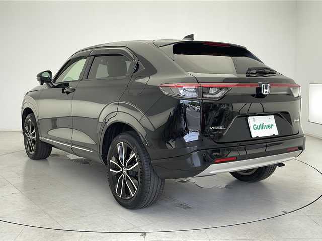 ホンダ ヴェゼル ハイブリッド e:HEV Z 千葉県 2021(令3)年 2.6万km クリスタルブラックパール 純正ナビ/AM/FM/BT/SD/フルセグTV/バックカメラ　/アダプティブクルーズコントロール/衝突被害軽減ブレーキ/レーンキープアシスト/BSM（ブラインドスポットモニタリング）/ハンドル支援/誤発進抑制装置/ハンドルヒーター/シートヒーター/ETC/パドルシフト/置くだけ充電