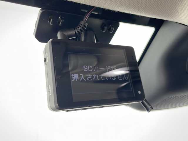 ホンダ ヴェゼル ハイブリッド e:HEV Z 千葉県 2021(令3)年 2.6万km クリスタルブラックパール 純正ナビ/AM/FM/BT/SD/フルセグTV/バックカメラ　/アダプティブクルーズコントロール/衝突被害軽減ブレーキ/レーンキープアシスト/BSM（ブラインドスポットモニタリング）/ハンドル支援/誤発進抑制装置/ハンドルヒーター/シートヒーター/ETC/パドルシフト/置くだけ充電