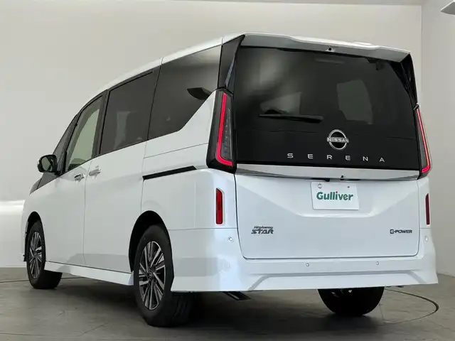 日産 セレナ e－パワー ハイウェイスター V 愛知県 2025(令7)年 0.1万km未満 プリズムホワイト ・登録済未使用車/・プロパイロット/・衝突軽減システム/・メーカー純正12.3インチナビ/・全方位カメラ/・両側パワースライドドア/・レーダークルーズコントロール/・フルセグ/・Bluetooth/・バックカメラ/・コーナーセンサー/・純正アルミホイール/・ＥＴＣ２．０/・ブラインドスポットモニター/・LEDヘッドライト/・インテリジェントミラー/・オートマチックハイビーム/・イージーオープン機能/・ステアリングスイッチ/・スマートキー/・プッシュスタート