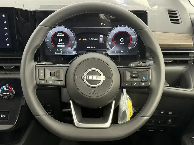日産 セレナ e－パワー ハイウェイスター V 愛知県 2025(令7)年 0.1万km未満 プリズムホワイト ・登録済未使用車/・プロパイロット/・衝突軽減システム/・メーカー純正12.3インチナビ/・全方位カメラ/・両側パワースライドドア/・レーダークルーズコントロール/・フルセグ/・Bluetooth/・バックカメラ/・コーナーセンサー/・純正アルミホイール/・ＥＴＣ２．０/・ブラインドスポットモニター/・LEDヘッドライト/・インテリジェントミラー/・オートマチックハイビーム/・イージーオープン機能/・ステアリングスイッチ/・スマートキー/・プッシュスタート