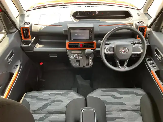 ダイハツ タント ファンクロス 静岡県 2022(令4)年 0.1万km コンパーノレッド エンジンスタートボタン/保証書/取扱説明書/パワーステアリング/パワーウィンドウ/アイドリングストップ/スマートキー/スペアキー１本/オートエアコン/USB入力端子/バックカメラ/純正メモリナビ（CD/DVD/フルセグ）/ベンチシート/D席N席シートヒーター/両側パワースライドドア/ルーフレール/純正アルミホイール/ABS/横滑り防止装置/コーナーセンサー前後/レーンキープアシスト/盗難防止装置/オートライト/オートマチックハイビーム/LEDヘッドライト/Wプラスサイドエアバック/カーテンエアバック/衝突軽減システム