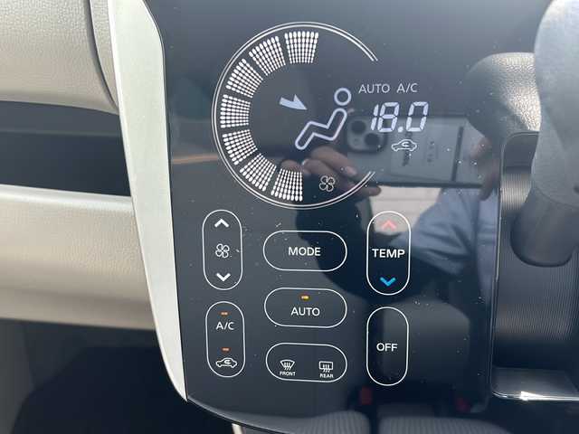 日産 デイズ X 香川県 2018(平30)年 7万km スパークリングレッドM パナソニックナビ【CN-RE04WD】/（アラウンドビューモニター/Bluetooth/フルセグTV/CD/DVD）/衝突被害軽減システム/前後コーナーセンサー/オートエアコン/純正フロアマット/ホイールキャップ/ETC/ドラレコ/プッシュスタート/スマートキー