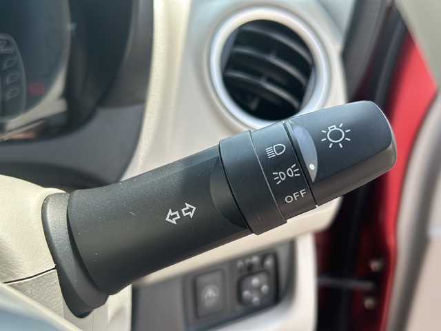 日産 デイズ X 香川県 2018(平30)年 7万km スパークリングレッドM パナソニックナビ【CN-RE04WD】/（アラウンドビューモニター/Bluetooth/フルセグTV/CD/DVD）/衝突被害軽減システム/前後コーナーセンサー/オートエアコン/純正フロアマット/ホイールキャップ/ETC/ドラレコ/プッシュスタート/スマートキー