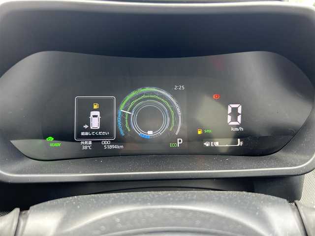 トヨタ ライズ Z 静岡県 2022(令4)年 5.2万km ブラックマイカメタリック 純正ディスプレイオーディオ/・フルセグTV/・Bluetooth接続/・Apple CarPlay/・Android Auto/・USB入力端子/スマートアシスト/・衝突警報機能・衝突回避支援ブレーキ機能/・標識認識機能/・先行車発進お知らせ機能/・全車速追従機能付ACC（アダプティブクルーズコントロール／停止保持機能あり）/・LKC（レーンキープコントロール）/・車線逸脱警報機能／車線逸脱抑制制御機能/・ふらつき警報/・路側逸脱警報/・ブラインドスポットモニター/・オートハイビーム/・ADB（アダプティブドライビングビーム）/・サイドビューランプ/・ブレーキ制御付誤発進抑制機能（前方・後方）/・コーナーセンサー（フロント2個／リヤ4個、接近お知らせ表示付）/・スマートパノラマパーキングアシスト（駐車支援システム）/・パノラミックビューモニター/・RCTA（リヤクロストラフィックアラート）/電動パーキングブレーキ/オートブレーキホールド/プッシュスタート/スマートキー/ETC/前後ドラレコ/前席シートヒーター/LEDオートライト/純正フロアマット/純正17インチアルミホイール