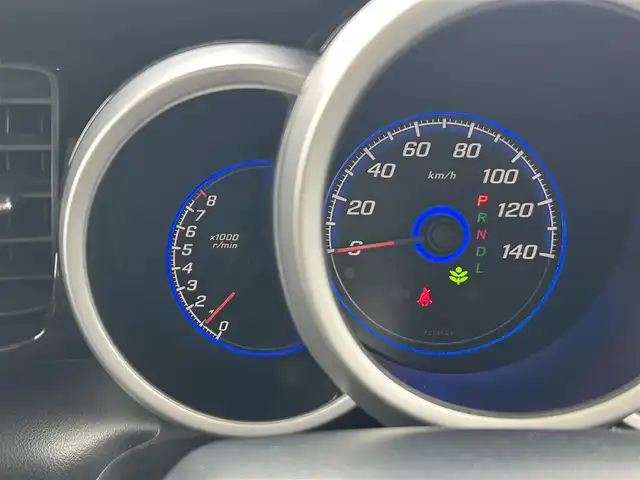 ホンダ Ｎ ＢＯＸ カスタム G Lパッケージ 佐賀県 2012(平24)年 6.9万km プレミアムホワイトパール 社外SDナビゲーション/・フルセグTV/CD/DVD/SD/Bluetooth/バックカメラ/前後ドライブレコーダー/ETC/横滑り防止装置/片側パワースライドドア/ISOFIX対応/ステアリングリモコン/純正14インチアルミホイール/純正キセノンヘッドライト/純正フォグランプ/純正フロアマット/純正ドアバイザ―/新車保証書/取扱説明書/スペアキー1本
