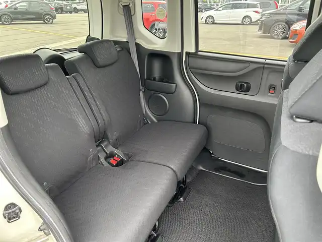 ホンダ Ｎ ＢＯＸ カスタム G Lパッケージ 佐賀県 2012(平24)年 6.9万km プレミアムホワイトパール 社外SDナビゲーション/・フルセグTV/CD/DVD/SD/Bluetooth/バックカメラ/前後ドライブレコーダー/ETC/横滑り防止装置/片側パワースライドドア/ISOFIX対応/ステアリングリモコン/純正14インチアルミホイール/純正キセノンヘッドライト/純正フォグランプ/純正フロアマット/純正ドアバイザ―/新車保証書/取扱説明書/スペアキー1本