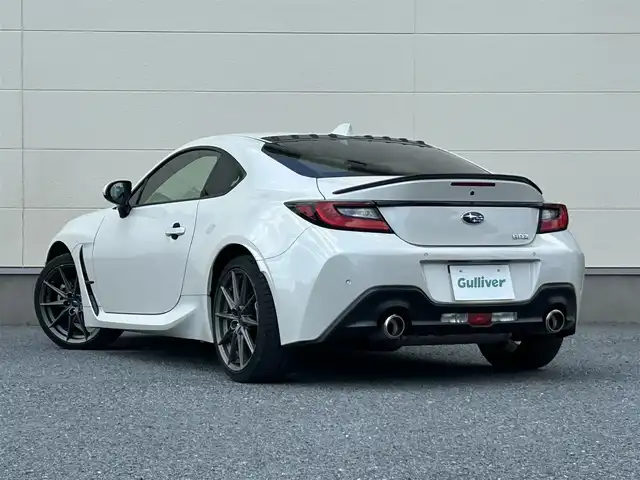 スバル ＢＲＺ S 茨城県 2022(令4)年 3.5万km クリスタルホワイトP MOPナビ/　(Pioneer AVIC-CQ911)/フルセグ/バックカメラ/デジタルインナーミラー/アイサイト/ドライブレコーダー/シートヒーター/ハーフレザーシート/ETC/LEDヘッドライト/オートライト/純正アルミホイール/スマートキー