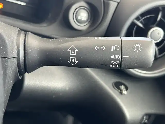 スバル ＢＲＺ S 茨城県 2022(令4)年 3.5万km クリスタルホワイトP MOPナビ/　(Pioneer AVIC-CQ911)/フルセグ/バックカメラ/デジタルインナーミラー/アイサイト/ドライブレコーダー/シートヒーター/ハーフレザーシート/ETC/LEDヘッドライト/オートライト/純正アルミホイール/スマートキー