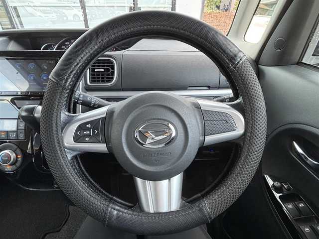 ダイハツ タント カスタム RS 愛知県 2014(平26)年 10.7万km パールホワイトⅢ (株)IDOMが運営する【じしゃロン名古屋鳴海店】の自社ローン専用車両になりますこちらは現金またはオートローンご利用時の価格です。自社ローンご希望の方は別途その旨お申付け下さい/登録時走行距離106679km/社外SDナビ/AM・FM・CD・DVD・Bluetooth/両側パワースライドドア/プッシュスタート/ETC/スマートキー/スペアキーあり/フルフラットシート/スタッドレスタイヤ（4本）/フォグランプ/後席サンシェード/純正フロアマット/純正アルミホイール/ハンドルカバー/ドアバイザー
