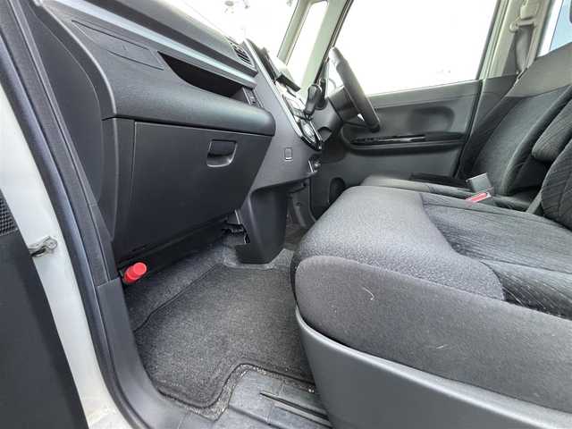 ダイハツ タント カスタム RS 愛知県 2014(平26)年 10.7万km パールホワイトⅢ (株)IDOMが運営する【じしゃロン名古屋鳴海店】の自社ローン専用車両になりますこちらは現金またはオートローンご利用時の価格です。自社ローンご希望の方は別途その旨お申付け下さい/登録時走行距離106679km/社外SDナビ/AM・FM・CD・DVD・Bluetooth/両側パワースライドドア/プッシュスタート/ETC/スマートキー/スペアキーあり/フルフラットシート/スタッドレスタイヤ（4本）/フォグランプ/後席サンシェード/純正フロアマット/純正アルミホイール/ハンドルカバー/ドアバイザー