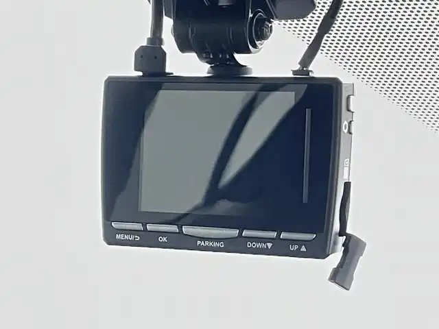 トヨタ アクア 福島県 2012(平24)年 2.9万km パール 純正SDナビ/・型番：NSCP-W62/・ワンセグTV/FM/AM/BT/・バックカメラ/・ETC/・前後ドライブレコーダー/・GPS液晶レーダー探知機(ZERO704V)/革張ステアリング/・ステアリングリモコン/・チルトステアリング/プッシュスタート/・スマートキー/・スペアキー1本/LEDヘッドライト/・オートライト/・フォグライト/・ヘッドライトレベライザー/社外フロアマット/ドアバイザー/電動格納ミラー/取扱説明書/ナビ取扱説明書