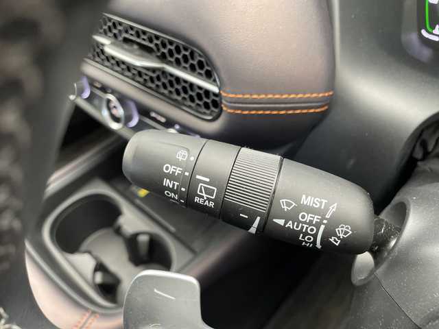 ホンダ ＺＲ－Ｖ ハイブリッド e:HEV Z 愛知県 2023(令5)年 1.9万km プレミアムクリスタルブルークリスタル プレミアムサウンドBOSE/純正9型ディズプレイオーディオナビ/全方位カメラ/レーダークルーズコントロール/シートヒーター/バックカメラ/電動リアゲート/パワーシート/コーナーセンサー/純正アルミホイール/ETC2.0/LEDヘッドライト/パドルシフト/ステアリングヒーター/ダウンヒルアシストコントロール/オートマチックハイビーム/ワイヤレス充電器/ドライブレコーダー/衝突軽減システム/ステアリングスイッチ/スマートキー/プッシュスタート