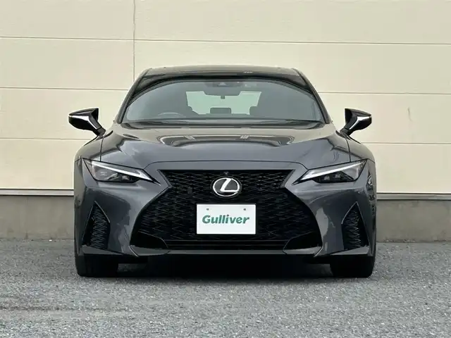 レクサス ＩＳ 300h Fスポーツ モードブラックⅢ 茨城県 2022(令4)年 1.5万km ソニッククロム 後期新色ソニッククロム/保証書/取扱説明書/後期型ワイドナビ/サンルーフ/全方位カメラ/レーダークルーズコントロール/レーンキープアシスト/専用ブラックアルミホイル/ブラインドスポットモニター/3眼LEDヘッドライト/DN席パワーシート/DN席エアシート/ビルトインETC2.0/プリクラッシュセーフティ