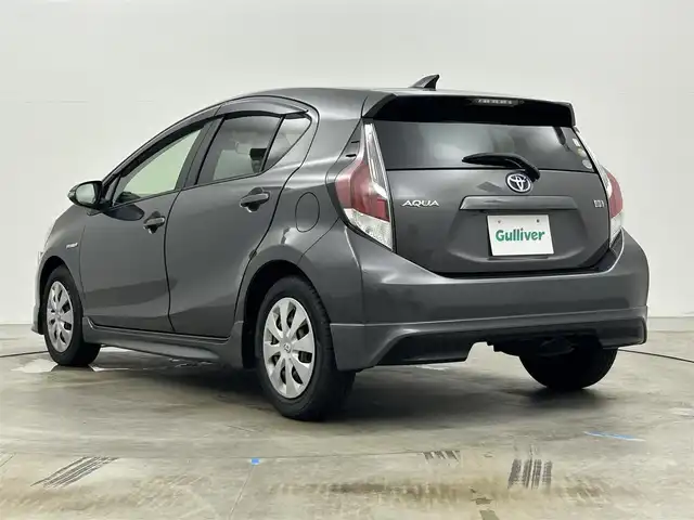 トヨタ アクア G 岡山県 2012(平24)年 4.6万km グレーメタリック 純正エアロ/純正ナビ/・FM/AM/CD/ワンセグ/バックカメラ/ドライブレコーダー/ETC/LEDヘッドライト/フォグライト/ドアバイザー/プッシュスタート/電動格納ミラー/オートライト/オートエアコン/純正フロアマット