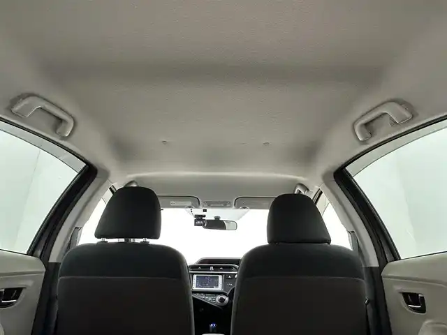 トヨタ アクア G 岡山県 2012(平24)年 4.6万km グレーメタリック 純正エアロ/純正ナビ/・FM/AM/CD/ワンセグ/バックカメラ/ドライブレコーダー/ETC/LEDヘッドライト/フォグライト/ドアバイザー/プッシュスタート/電動格納ミラー/オートライト/オートエアコン/純正フロアマット