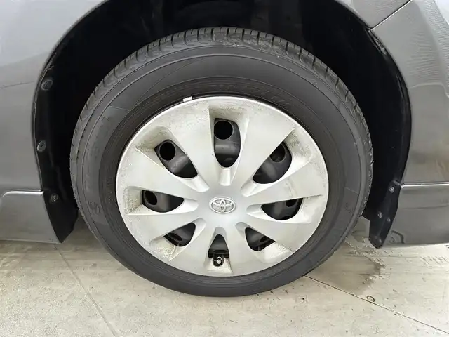 トヨタ アクア G 岡山県 2012(平24)年 4.6万km グレーメタリック 純正エアロ/純正ナビ/・FM/AM/CD/ワンセグ/バックカメラ/ドライブレコーダー/ETC/LEDヘッドライト/フォグライト/ドアバイザー/プッシュスタート/電動格納ミラー/オートライト/オートエアコン/純正フロアマット