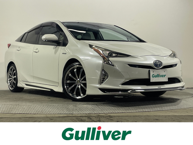 トヨタ プリウス A プレミアム　ツーリングセレ 大阪府 2016(平28)年 6万km ホワイトパールクリスタルシャイン モデリスタエアロ　白革シート　純正ナビ　バックカメラ　フルセグTV DVD再生　トヨタセーフティーセンス　レーダークルーズ　BSM HUD　パワーシート　シートヒーター　前後ドライブレコーダー　クリアランスソナー　オートライト　LEDヘッドライト　ETC