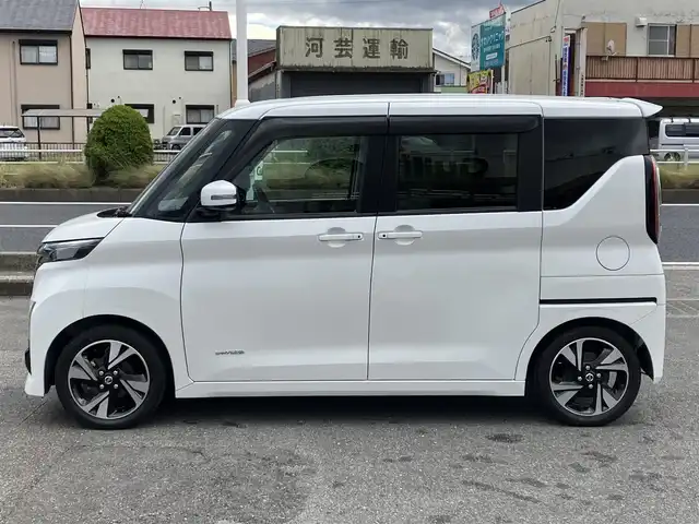 日産 ルークス HWS Gターボ プロパイロットED 三重県 2021(令3)年 4.1万km ホワイトパール ♪プロパイロット♪/♪エマージェンシーブレーキ/・前方衝突予測警報/・踏み間違い衝突防止アシスト/・車線逸脱防止支援システム/・車線逸脱警報/・ふらつき警報/・標識検知機能/・先行車発進お知らせ/♪レーダークルーズコントロール/♪アイドリングストップ/♪クリアランスソナー/♪純正ナビ/・フルセグ/・DVD再生/・Bluetooth/・USB/・AUX/・SD録音/♪アラウンドビューモニター/♪両側パワースライドドア /♪LEDヘッドライト/♪LEDフォグライト/♪オートライト/♪オートハイビーム/♪オートリトラ/♪スマートキー/♪プッシュスタート /♪ベンチシート/♪革巻きステアリング/♪ステアリングスイッチ/♪革調シートカバー/♪オートブレーキホールド/♪純正15インチアルミ/♪ETC/♪D/N席シートバックテーブル/♪プライバシーガラス/♪フロアマット/♪サイド/カーテン/ニーエアバック