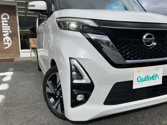 日産 ルークス HWS Gターボ プロパイロットED 三重県 2021(令3)年 4.1万km ホワイトパール ♪プロパイロット♪/♪エマージェンシーブレーキ/・前方衝突予測警報/・踏み間違い衝突防止アシスト/・車線逸脱防止支援システム/・車線逸脱警報/・ふらつき警報/・標識検知機能/・先行車発進お知らせ/♪レーダークルーズコントロール/♪アイドリングストップ/♪クリアランスソナー/♪純正ナビ/・フルセグ/・DVD再生/・Bluetooth/・USB/・AUX/・SD録音/♪アラウンドビューモニター/♪両側パワースライドドア /♪LEDヘッドライト/♪LEDフォグライト/♪オートライト/♪オートハイビーム/♪オートリトラ/♪スマートキー/♪プッシュスタート /♪ベンチシート/♪革巻きステアリング/♪ステアリングスイッチ/♪革調シートカバー/♪オートブレーキホールド/♪純正15インチアルミ/♪ETC/♪D/N席シートバックテーブル/♪プライバシーガラス/♪フロアマット/♪サイド/カーテン/ニーエアバック