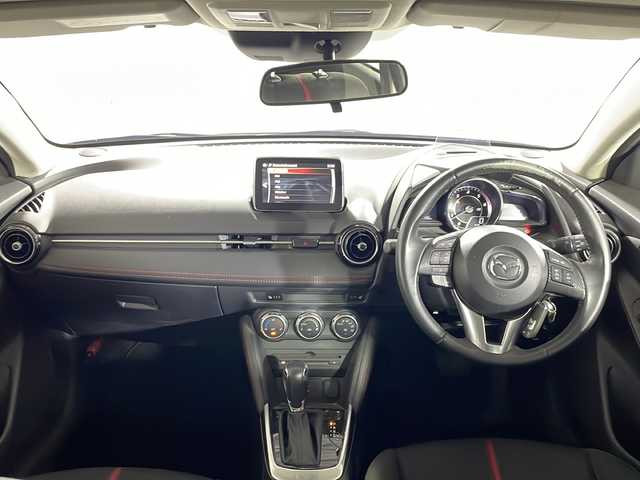 マツダ デミオ XD ツーリング 沖縄県 2016(平28)年 1.6万km チタニウムフラッシュマイカ 県外仕入れ　/禁煙車/純正ナビ/・ＣＤ／ＤＶＤ／フルセグＴＶ／Ｂｌｕｅｔｏｏｔｈ/バックカメラ/ヘッドアップディスプレイ/純正１６インチアルミ/シートヒーター/ＥＴＣ/クルーズコントロール/スペアキー/USB/保証書/取扱説明書