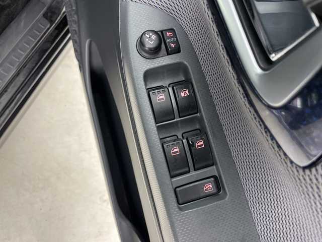 ダイハツ ムーヴ カスタム RS ハイパー SAⅡ 道央・札幌 2015(平27)年 9.7万km ブラックマイカメタリック ・４ＷＤ/・純正ナビ＆ＴＶ＆ＢＴ＆ＤＶＤ＆ＣＤ＆ＵＳＢ/・バックカメラ/・スマートアシスト/・横滑り防止装置/・エコアイドル/・寒冷地仕様/・ドミアラーヒーター/・オートライト/・ＬＥＤヘッドライト/・ハーフレザーシート/・運転席シートヒーター/・保証書・取扱説明書有り