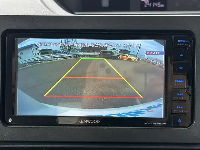 スバル シフォン G スマートアシスト 群馬県 2021(令3)年 2.5万km シャイニングホワイトパール 社外ナビ(MDV-D706BTW)/AM/FM/Bluetooth/CD/DVD/SD/USB/フルセグTV/バックカメラ/前方ドラレコ/スマートアシスト/衝突被害軽減ブレーキ/車線逸脱抑制機能/ふらつき防止装置/標識認識機能/先行車発進お知らせ機能/前席シートヒーター/純正フロアマット/後席サンシェード/ステアリングリモコン/アイドリングストップ/AUTOライト/LEDヘッドライト/PWRモード/取扱説明書/スペアキー