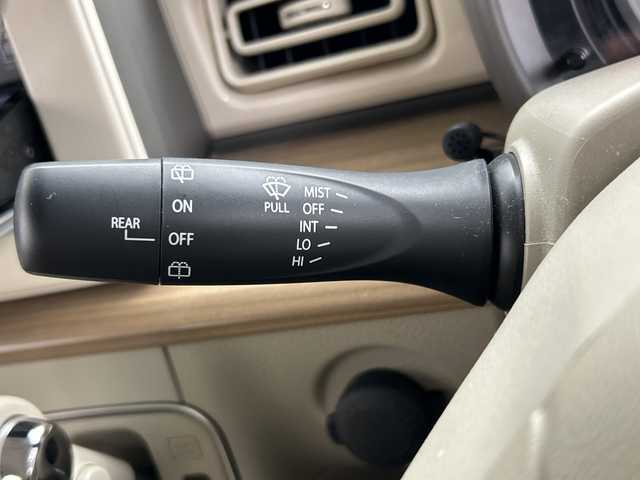 スズキ ラパン X 三重県 2015(平27)年 9万km シフォンアイボリーメタリック /禁煙車//社外ナビ//フルセグ/Bluetooth/AM/FM/USB/AUX/CD/DVD//シートヒーター//ETC//オートライト//衝突軽減ブレーキ//電動格納ミラー//フルオートエアコン//プッシュスタート//スマートキー//スペアキー