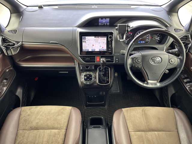 トヨタ エスクァイア Gi プレミアムパッケージ 岐阜県 2018(平30)年 5.7万km スパークリングブラックパールクリスタルシャイン 純正ナビ/CD　DVD/Blue-ray/SD/USB/Bluetooth/フルセグテレビ/バックモニター/両側パワースライドドア/革巻きステアリング/ステアリングリモコン/ステアリングヒーター/ハーフレザーシート/シートヒーター/オートライト/LEDライト/オートハイビーム/フォグランプ/ドラレコ/ETC2.0/オートリトラミラー/純正フロアマット/純正ドアバイザー/純正15インチAW