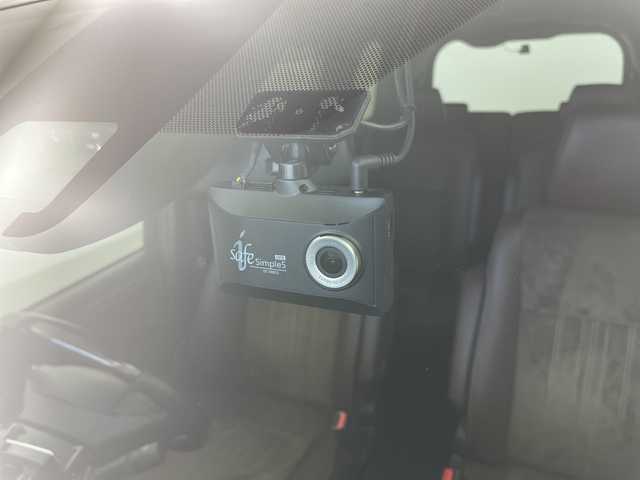 トヨタ エスクァイア Gi プレミアムパッケージ 岐阜県 2018(平30)年 5.7万km スパークリングブラックパールクリスタルシャイン 純正ナビ/CD　DVD/Blue-ray/SD/USB/Bluetooth/フルセグテレビ/バックモニター/両側パワースライドドア/革巻きステアリング/ステアリングリモコン/ステアリングヒーター/ハーフレザーシート/シートヒーター/オートライト/LEDライト/オートハイビーム/フォグランプ/ドラレコ/ETC2.0/オートリトラミラー/純正フロアマット/純正ドアバイザー/純正15インチAW