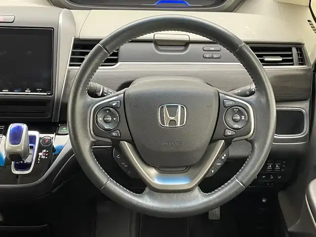 ホンダ フリード ハイブリット EX 兵庫県 2019(令1)年 4.8万km プレミアムクリスタルレッドM 純正メモリナビ(CD/DVD/SD/Bluetooth/フルセグ)/バックカメラ/両側パワースライドドア/前後ドライブレコーダー/ハーフレザーシート/シートヒーター/純正15インチアルミホイール/純正フロアマット/LEDヘッドライト/オートライト/クルーズコントロール/ビルトインETC/レーンキープアシスト