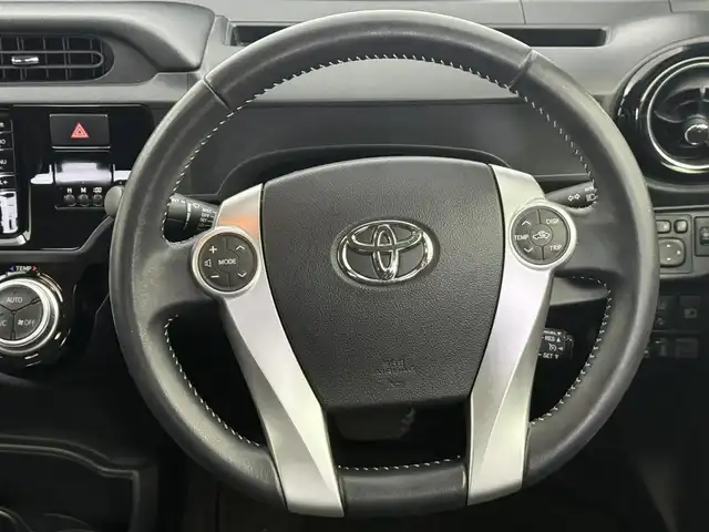 トヨタ アクア G ブラックソフトレザーセレ 愛知県 2016(平28)年 4.3万km ライムホワイトパールクリスタルシャイン 純正7インチナビ/バックカメラ/Bluetooth/ワンセグTV/トヨタセーフティセンス/衝突被害軽減システム/クルーズコントロール/横滑り防止装置/レーンキープアシスト/オートライト/オートマチックハイビーム/ETC/社外フロアマット/プッシュスタート/スマートキー