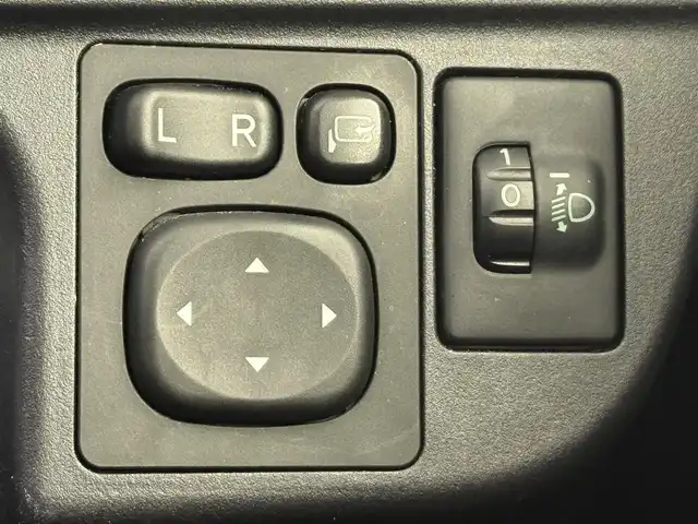 トヨタ アクア G ブラックソフトレザーセレ 愛知県 2016(平28)年 4.3万km ライムホワイトパールクリスタルシャイン 純正7インチナビ/バックカメラ/Bluetooth/ワンセグTV/トヨタセーフティセンス/衝突被害軽減システム/クルーズコントロール/横滑り防止装置/レーンキープアシスト/オートライト/オートマチックハイビーム/ETC/社外フロアマット/プッシュスタート/スマートキー