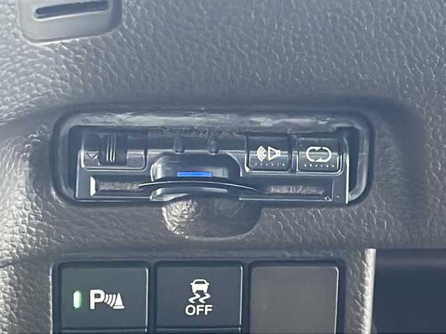 ホンダ Ｎ ＢＯＸ L 京都府 2021(令3)年 5.9万km プラチナホワイトパール 純正メモリナビ　Ｂｌｕｅｔｏｏｔｈオーディオ　フルセグ　ＤＶＤ再生　ＵＳＢ接続　バックカメラ　ホンダセンシング　アダプティブクルーズコントロール　ＬＥＤヘッドライト　ビルトインＥＴＣ　パワースライド