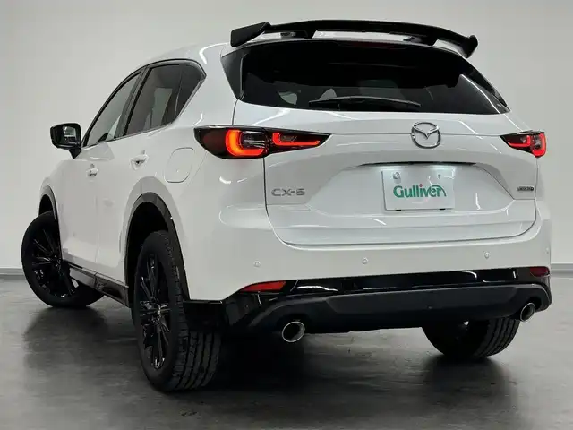 マツダ ＣＸ－５ XD スポーツアピアランス 三重県 2022(令4)年 1.3万km スノーフレイクホワイトパールマイカ 1オーナー　/純正ナビ（フルセグTV/CarPlay/Bluetooth）　/360°ビュー・カメラ　/BOSEサウンドシステム（AUDIOPILOT2+CenterPoint2＋10スピーカー）/電動スライドガラスサンルーフ（チルトUP機構付）　/黒革シート　/パワーシート（D8way&メモリー/N4way）/シートヒーター（D/N/2nd）　/ハンズフリーパワーバックドア　/アクティブドライビングディスプレイ　/i-ACTIVSENSE　/　・SBS/SCBS　衝突被害軽減　/　・LDWS　車線逸脱防止支援　/　・レーンキープアシストシステム　/　・BSM　ブラインドスポットモニタリング　/　・MRCC　マツダレーダークルーズコントロール　/　・アダプティブLEDヘッドライト　/　・前後パーキングセンサー　/　・標識表示機能　/　・先行車発進通知機能　/OPリヤスポイラー　/ETC　/保/取　/予備キーx1　