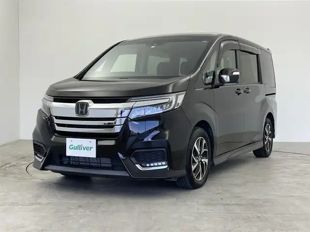 ホンダ ステップワゴン スパーダ ホンダセンシング 群馬県 2019(令1)年 3.9万km プレミアムスパークルブラックパール 純正９インチナビ　バックカメラ　両側パワースライドドア　アダプティブクルーズコントロール　ＬＥＤライト　純正１６インチアルミホイール　ステアリングリモコン　パドルシフト　ＥＴＣ　スマートキー　禁煙車