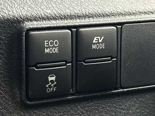 トヨタ シエンタ ハイブリッド G セーフティエディション 愛知県 2020(令2)年 4.5万km ホワイトパールクリスタルシャイン 禁煙車/純正7インチナビ/（CD/フルセグTV/Bluetooth/USB)/全方位カメラ/トヨタセーフティセンス/・プリクラッシュセーフティ/・レーンディパーチャーアラート/・オートマチックハイビーム/コーナーセンサー/クルーズコントロール/ETC2.0/前席シートヒーター/ステアリングヒーター/両側パワースライドドア/アイドリングストップ/スマートキー/プッシュスタート/LEDヘッドライト/純正フロアマット/横滑り防止装置/ステアリングスイッチ