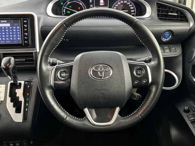 トヨタ シエンタ ハイブリッド G セーフティエディション 愛知県 2020(令2)年 4.5万km ホワイトパールクリスタルシャイン 禁煙車/純正7インチナビ/（CD/フルセグTV/Bluetooth/USB)/全方位カメラ/トヨタセーフティセンス/・プリクラッシュセーフティ/・レーンディパーチャーアラート/・オートマチックハイビーム/コーナーセンサー/クルーズコントロール/ETC2.0/前席シートヒーター/ステアリングヒーター/両側パワースライドドア/アイドリングストップ/スマートキー/プッシュスタート/LEDヘッドライト/純正フロアマット/横滑り防止装置/ステアリングスイッチ