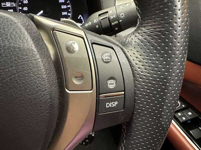 レクサス ＧＳ 250 Fスポーツ 千葉県 2012(平24)年 5.7万km 白 サンルーフ　/純正ナビ　/バックカメラ　/赤革　/ベンチレーション　/シートヒーター　/メモリーパワーシート　/ＨＵＤ　/ＥＴＣ/ヘッドライトウォッシャー　/純正１９インチＡＷ　/キセノンヘッドライト　/オートライト