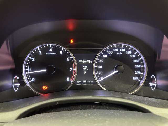 レクサス ＧＳ 250 Fスポーツ 千葉県 2012(平24)年 5.7万km 白 サンルーフ　/純正ナビ　/バックカメラ　/赤革　/ベンチレーション　/シートヒーター　/メモリーパワーシート　/ＨＵＤ　/ＥＴＣ/ヘッドライトウォッシャー　/純正１９インチＡＷ　/キセノンヘッドライト　/オートライト