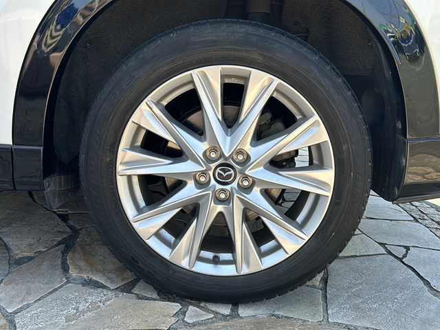 マツダ ＣＸ－８ XD プロアクティブ 静岡県 2018(平30)年 6.1万km スノーフレイクホワイトパールマイカ 純正ナビ/・FM/AM/・aha/・Stitcher/・Bluetooth/・USB/・CD/・DVD/・AUX/・フルセグTV/主要装備/・バックカメラ/・ＥＴＣ/・ドラレコ/・ｉ－ｓｔｏｐ/・トラクションコントロール/・レーンキープアシスト/・パワーバックドア/・ＬＥＤライト/・コーナーセンサー/・運転席+助手席シートヒーター/・ハンドルヒーター/・リアオートエアコン/・衝突被害軽減システム/・ブラインドスポットモニター/・サイドカーテンエアバッグ/・左右独立温度調整オートエアコン