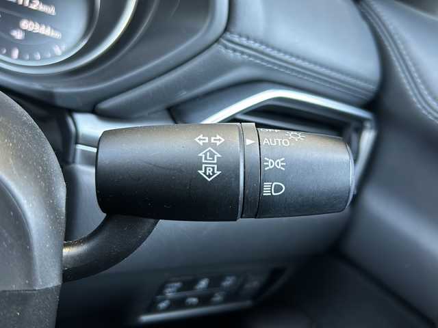 マツダ ＣＸ－８ XD プロアクティブ 静岡県 2018(平30)年 6.1万km スノーフレイクホワイトパールマイカ 純正ナビ/・FM/AM/・aha/・Stitcher/・Bluetooth/・USB/・CD/・DVD/・AUX/・フルセグTV/主要装備/・バックカメラ/・ＥＴＣ/・ドラレコ/・ｉ－ｓｔｏｐ/・トラクションコントロール/・レーンキープアシスト/・パワーバックドア/・ＬＥＤライト/・コーナーセンサー/・運転席+助手席シートヒーター/・ハンドルヒーター/・リアオートエアコン/・衝突被害軽減システム/・ブラインドスポットモニター/・サイドカーテンエアバッグ/・左右独立温度調整オートエアコン