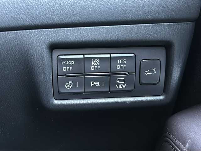 マツダ ＣＸ－８ XD プロアクティブ 静岡県 2018(平30)年 6.1万km スノーフレイクホワイトパールマイカ 純正ナビ/・FM/AM/・aha/・Stitcher/・Bluetooth/・USB/・CD/・DVD/・AUX/・フルセグTV/主要装備/・バックカメラ/・ＥＴＣ/・ドラレコ/・ｉ－ｓｔｏｐ/・トラクションコントロール/・レーンキープアシスト/・パワーバックドア/・ＬＥＤライト/・コーナーセンサー/・運転席+助手席シートヒーター/・ハンドルヒーター/・リアオートエアコン/・衝突被害軽減システム/・ブラインドスポットモニター/・サイドカーテンエアバッグ/・左右独立温度調整オートエアコン