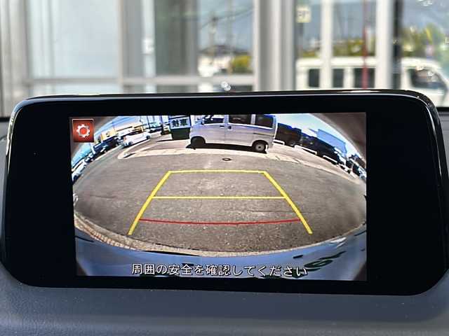 マツダ ＣＸ－８ XD プロアクティブ 静岡県 2018(平30)年 6.1万km スノーフレイクホワイトパールマイカ 純正ナビ/・FM/AM/・aha/・Stitcher/・Bluetooth/・USB/・CD/・DVD/・AUX/・フルセグTV/主要装備/・バックカメラ/・ＥＴＣ/・ドラレコ/・ｉ－ｓｔｏｐ/・トラクションコントロール/・レーンキープアシスト/・パワーバックドア/・ＬＥＤライト/・コーナーセンサー/・運転席+助手席シートヒーター/・ハンドルヒーター/・リアオートエアコン/・衝突被害軽減システム/・ブラインドスポットモニター/・サイドカーテンエアバッグ/・左右独立温度調整オートエアコン