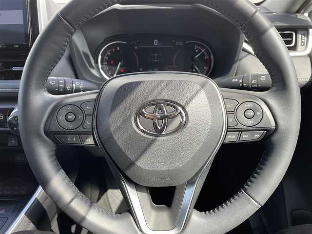 トヨタ ＲＡＶ４ G Zパッケージ 愛知県 2021(令3)年 1.6万km ホワイトパールクリスタルシャイン フルタイム4WD（モード切り替え）/・純正T-CONNECTメモリーナビ（9インチ）/・フルセグテレビ/・CD/DVD再生機能/・Bluetooth接続機能/・ミュージックサーバー（SD録音）/・バックカメラ/・ETC（新セキュリティー対応）/・本革シート/・シートヒーター（運転席・助手席）/・純正フロアマット/・純正19インチアルミホイール/・純正LEDヘッドライト/・オートマチックハイビーム/・衝突軽減ブレーキ/・レーンキープアシスト/・ブラインドスポットモニター/・電動パーキングブレーキ/・ブレーキホールド/・純正デジタルインナーミラー（後方録画）/・社外ドライブレコーダー/・充電用USBポート（2ヶ所）/・スマートキー/・プッシュスタート/・デュアルオートエアコン/・アダプティブクルーズコントロール/・MTモード付きCVT/・パワーステアリング/・パワーウィンドウ/・ダウンヒルアシスト