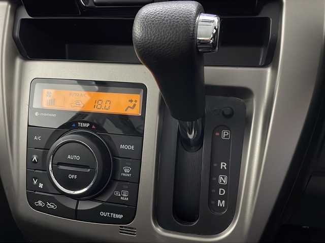 スズキ ハスラー J ターボ 宮崎県 2019(令1)年 5.3万km アクティブイエロー/ホワイト2トーンルーフ 禁煙車/デュアルカメラブレーキサポート/純正8型ナビTV/（CN-RZ846/CD/DVD/Bluetooth/フルセグTV)/純正キセノンオートライト/純正LEDフォグ/純正ドライブレコーダー/純正セキュリティアラーム/純正フロアマット/エネチャージ/クルーズコントロール/パドルシフト/前席シートヒーター/ハーフレザーシート/ウインカードアミラー/本革巻ハンドル/オートエアコン（ナノイー）/スマートキー/プッシュエンジンスタート/新車時保証書/取扱い説明書
